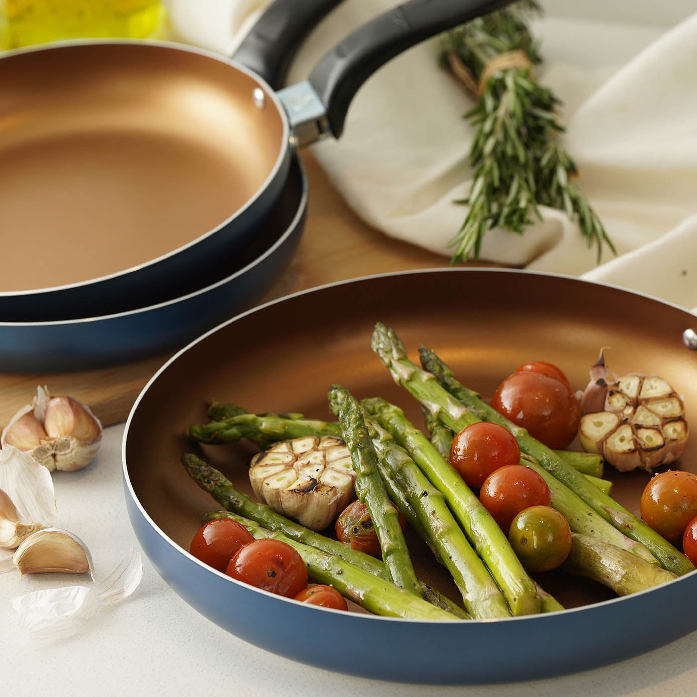 Set x 3 Sartenes 18, 20 y 24 cm UNIVERSAL Antiadherente Aliada Set x 3 Sartenes 18, 20 y 24 cm UNIVERSAL Antiadherente Aliada