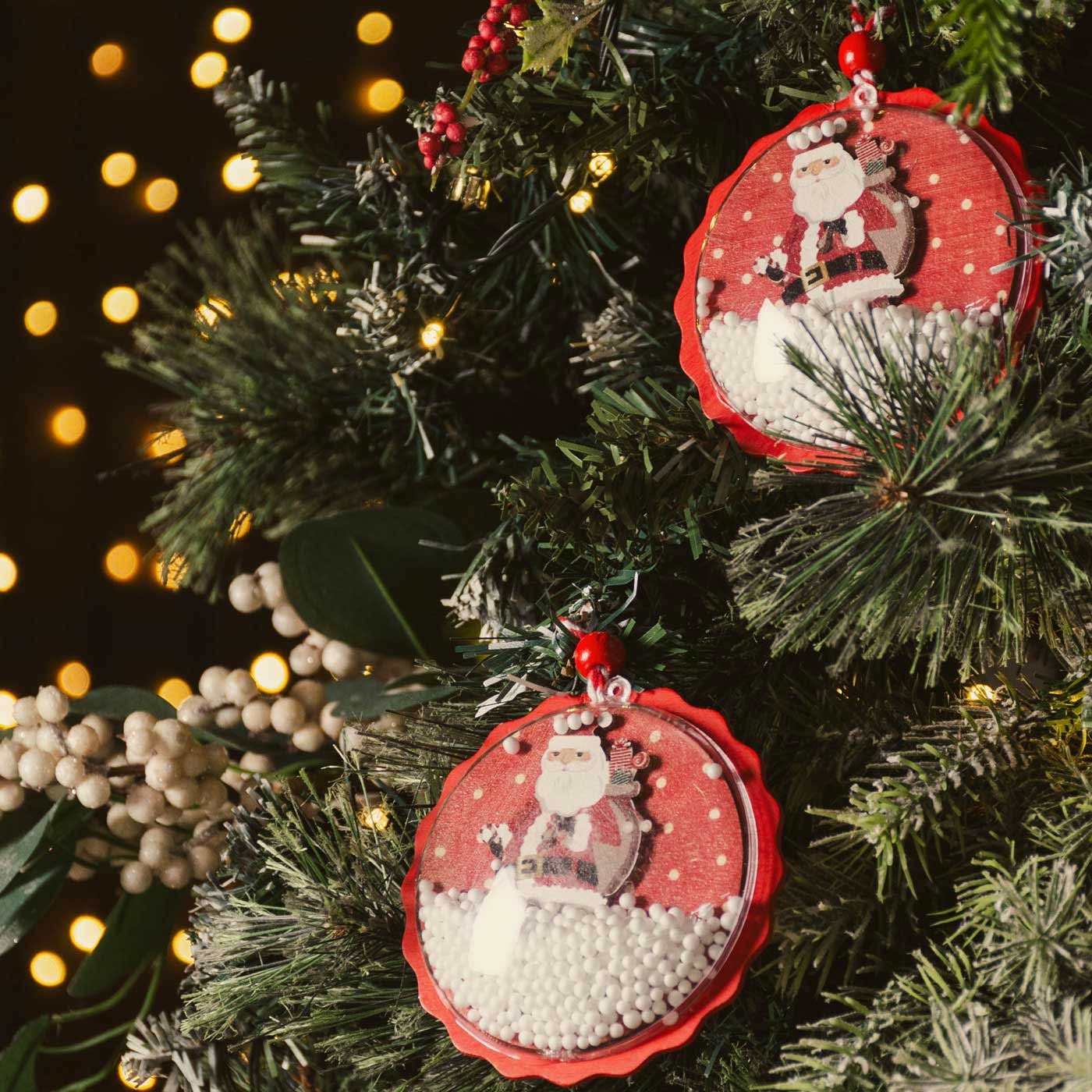 Adorno Navideño Colgante JOY Papá Noel en Nieve Adorno Navideño Colgante JOY Papá Noel en Nieve