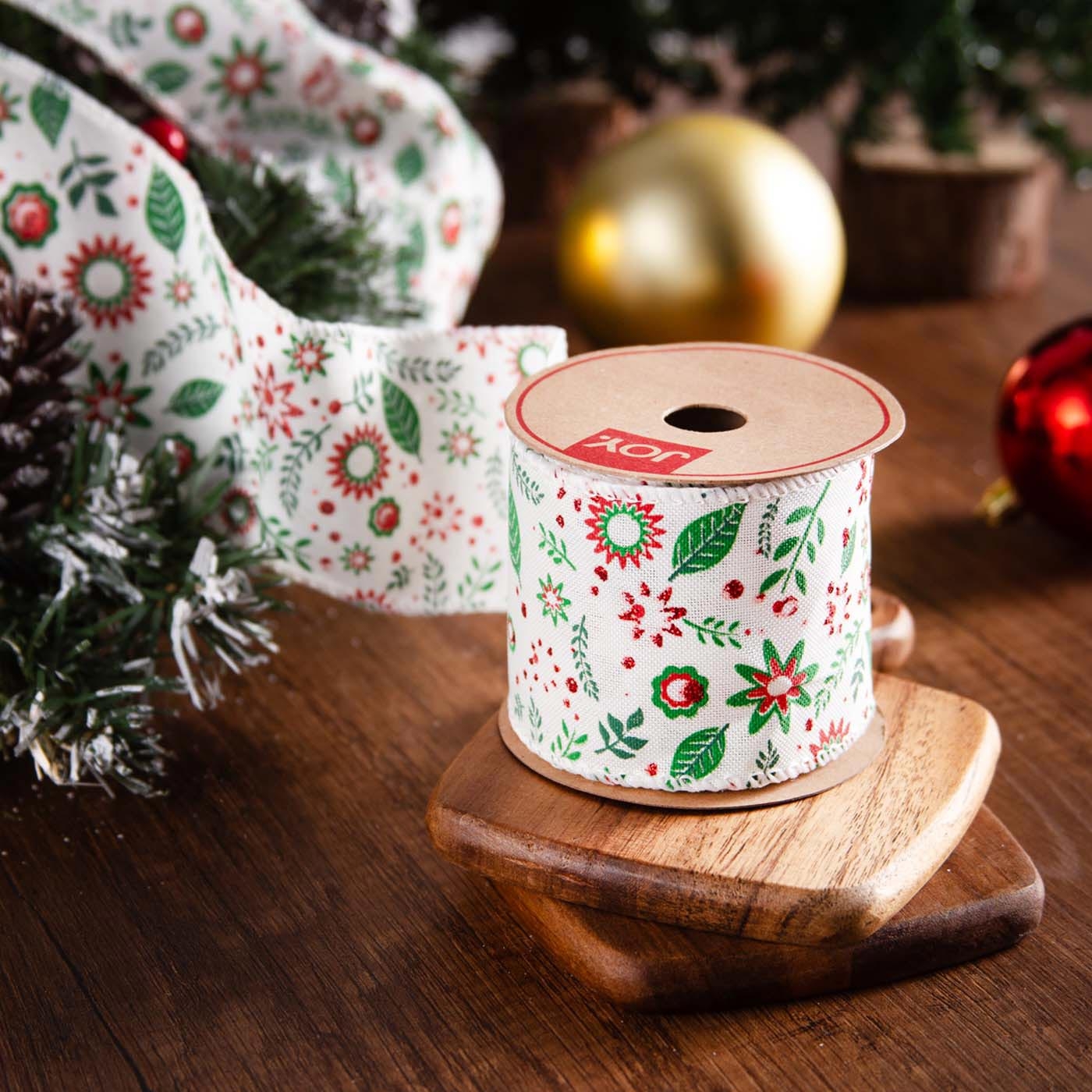 Cinta Navideña JOY Hojas Navidad 6.3 cm Cinta Navideña JOY Hojas Navidad 6.3 cm